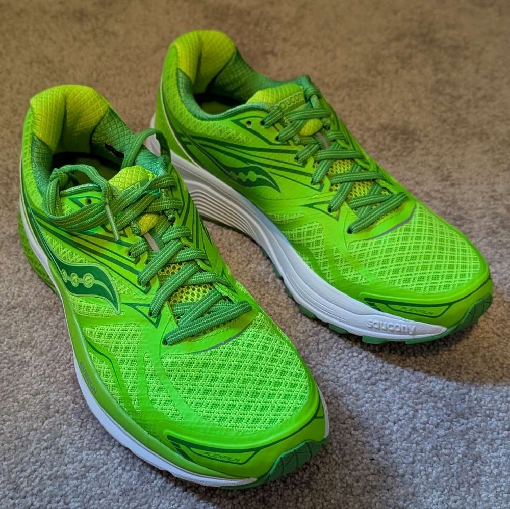 Saucony Lime Green Ride 9 Shoes. Womens 8